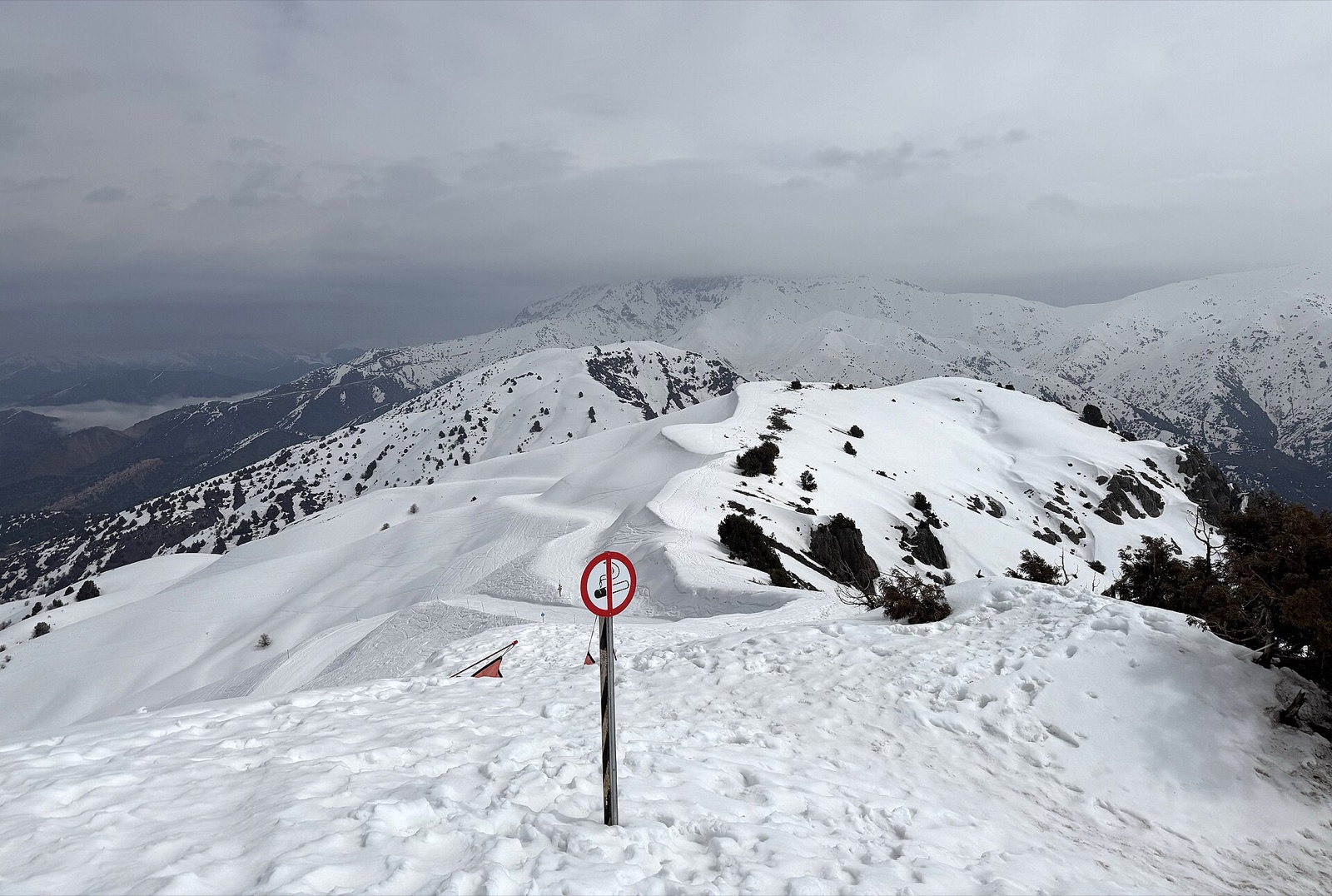 Chatkal mountains near Amirsoy